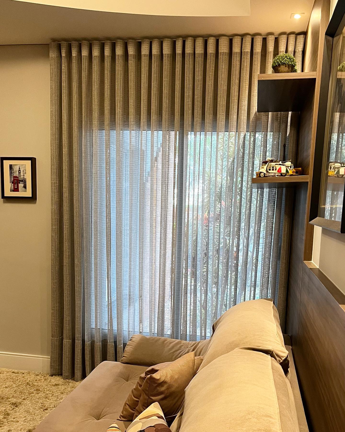 Cortina tradicional em tecido com forro, trabalho real da SrHouse Decor